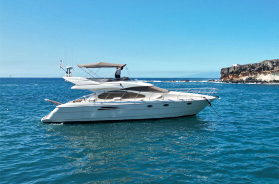 Astondoa 46 GLX Yacht Charter